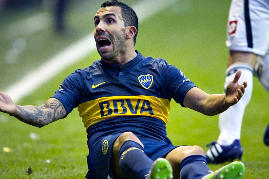EN LA BOCA DEL LOBO